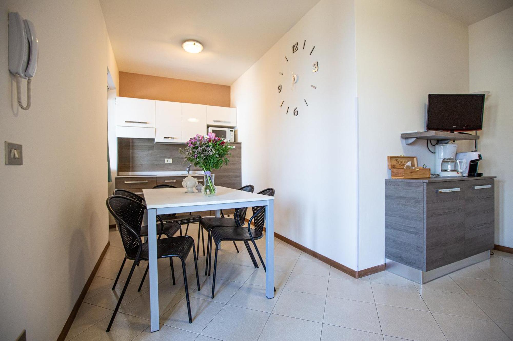 Villa Pifferi 马尔切西内 外观 照片